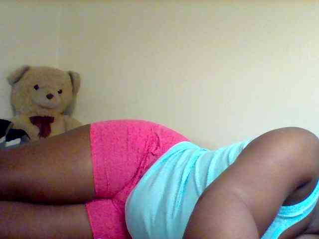 Sexxy-slim-honey webcam