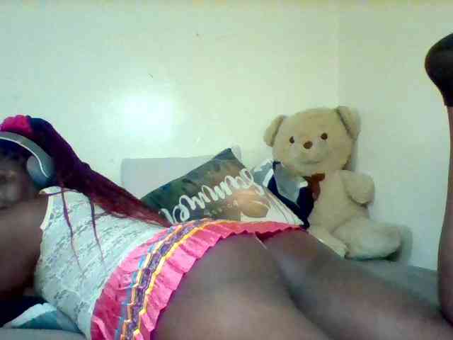 Sexxy-slim-honey webcam