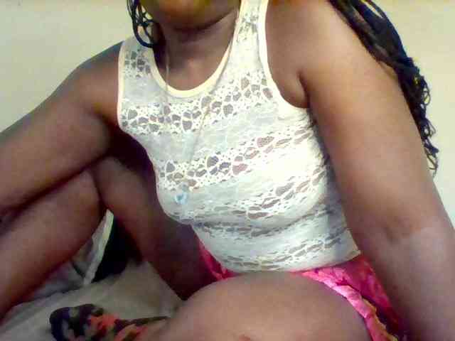 Sexxy-slim-honey Live Webcam on BongaCams