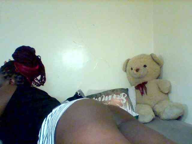 Sexxy-slim-honey webcam