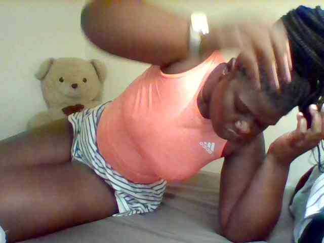 Sexxy-slim-honey webcam