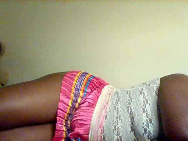 Sexxy-slim-honey webcam