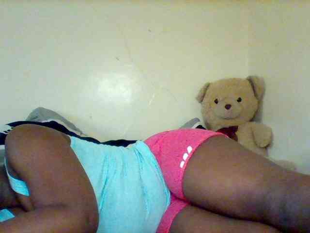 Sexxy-slim-honey webcam