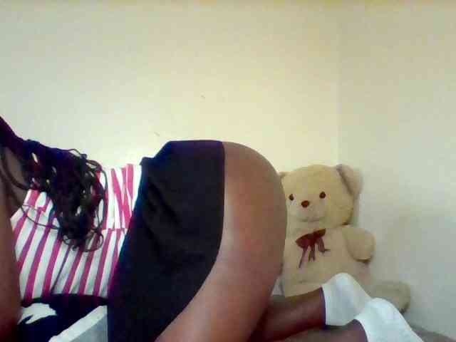 Sexxy-slim-honey webcam