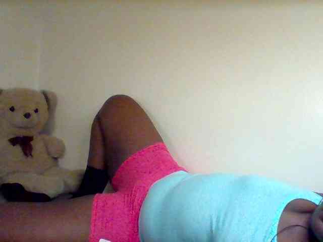 Sexxy-slim-honey webcam