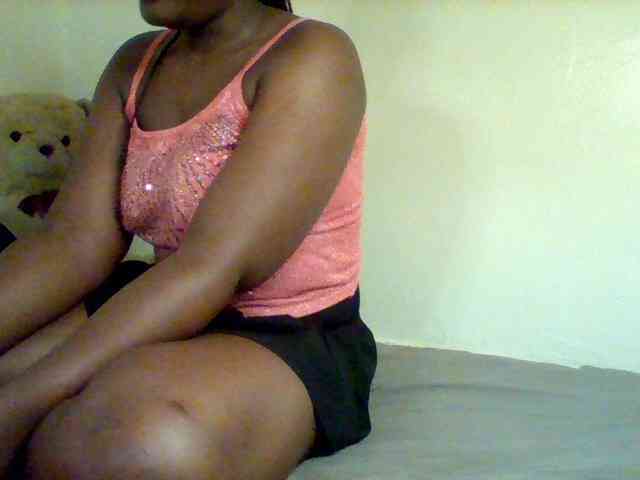 Sexxy-slim-honey webcam