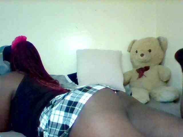 Sexxy-slim-honey webcam