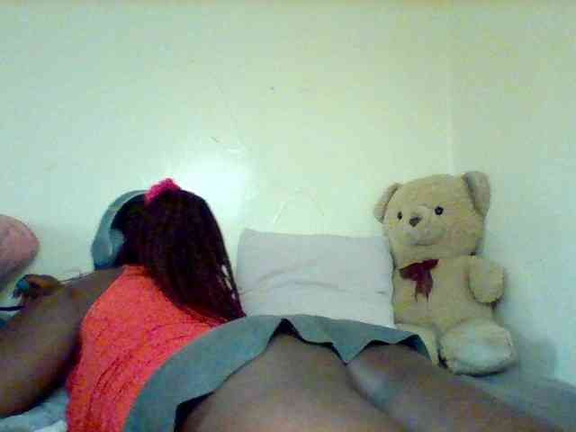 Sexxy-slim-honey webcam