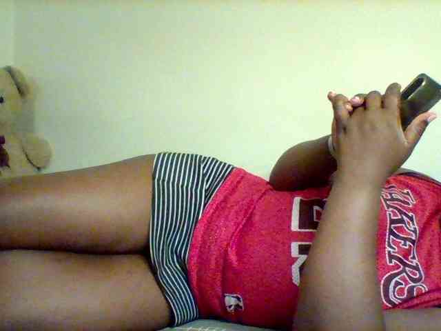 Sexxy-slim-honey webcam