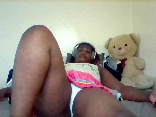 Sexxy-slim-honey webcam