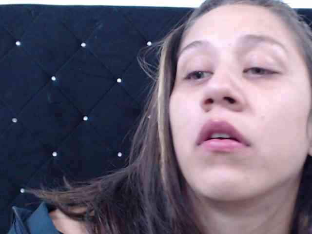 YeraldinAndJos webcam