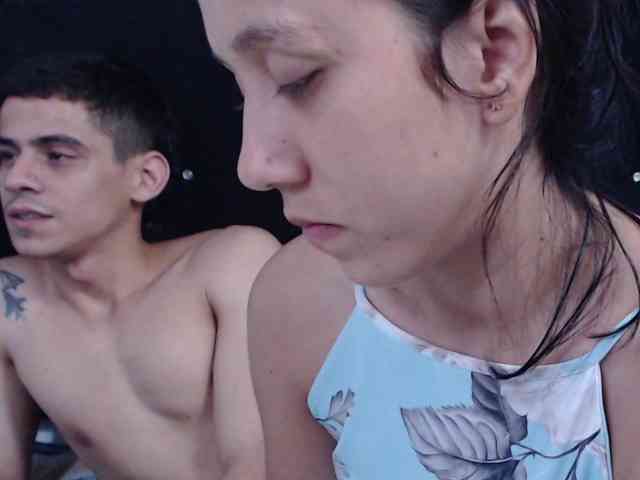 live sex webcam YeraldinAndJos