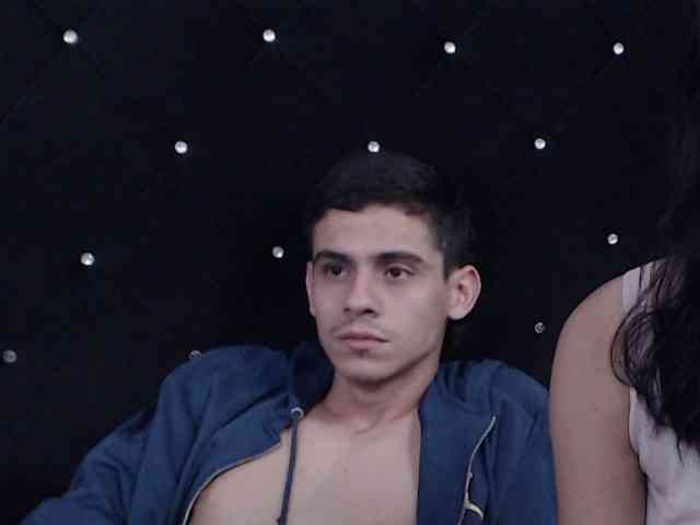 YeraldinAndJos Live Webcam on BongaCams