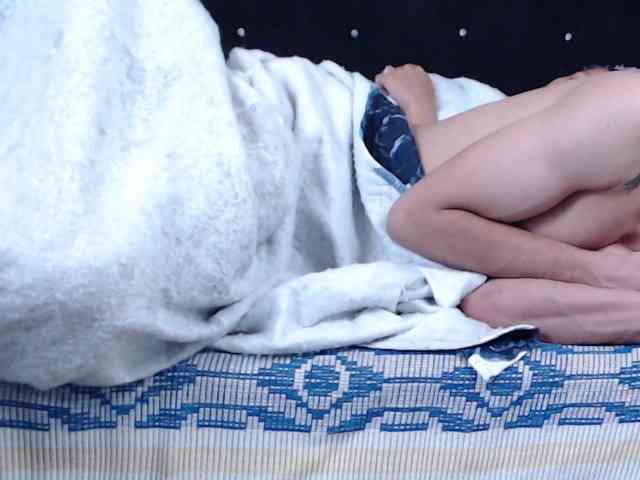 YeraldinAndJos webcam