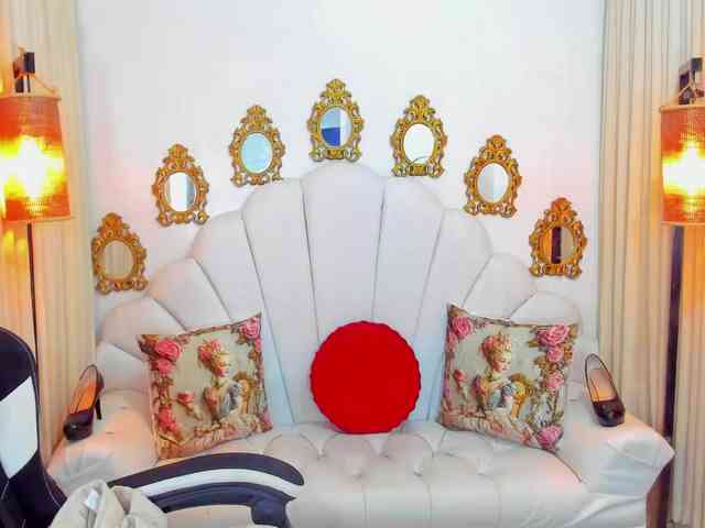 SophieMaxwell Live Webcam on {site_name}