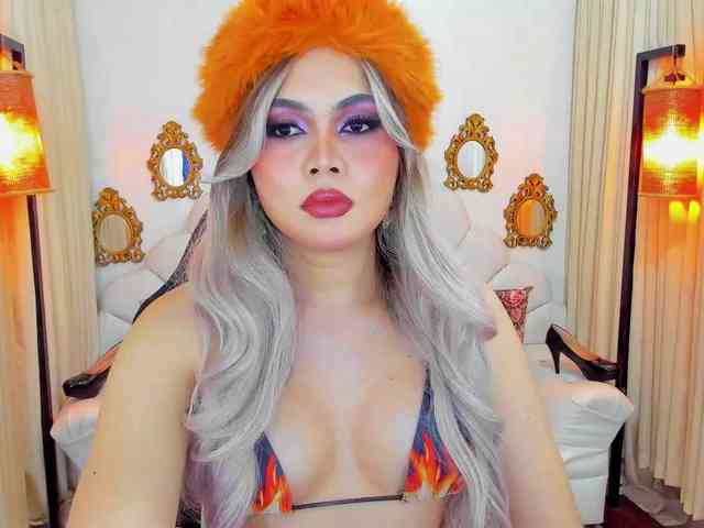 SophieMaxwell Live Webcam on BongaCams