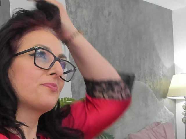 LisaCroft's BongaCams show and profile