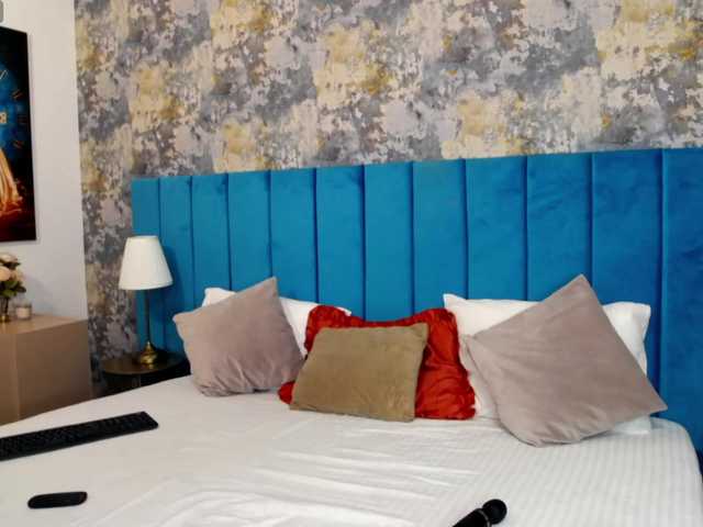 LisaCroft's BongaCams show and profile