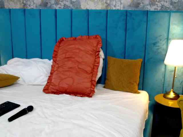 LisaCroft webcam