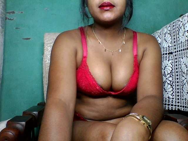 justine33 webcam