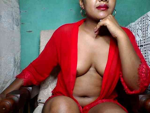 justine33 webcam