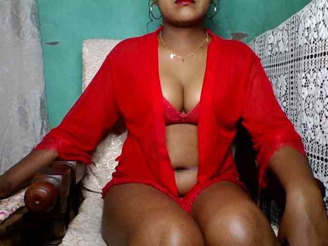 justine33 webcam