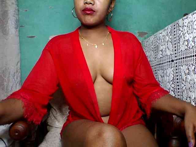 justine33 webcam