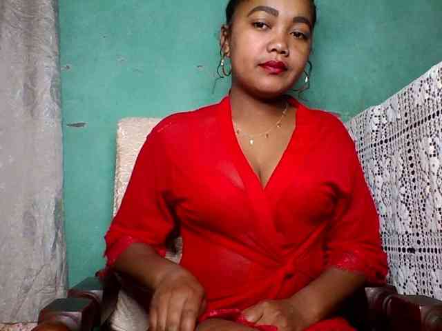 justine33 webcam