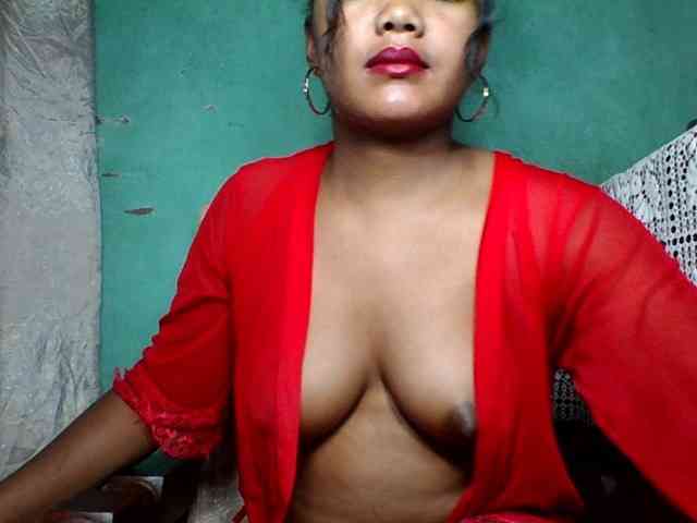 justine33 webcam