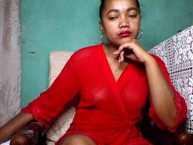 justine33 webcam