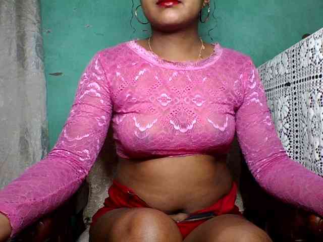 justine33 webcam
