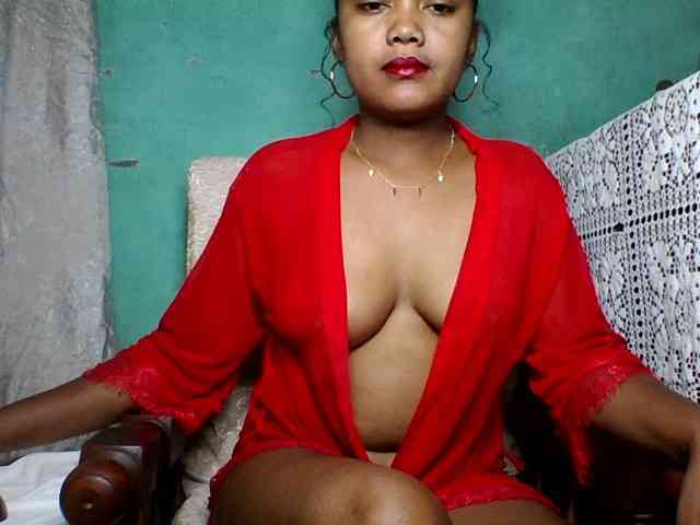 justine33 webcam