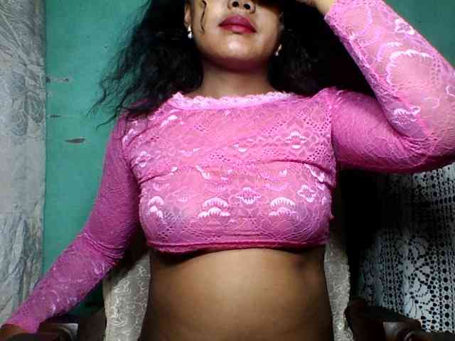 justine33 webcam