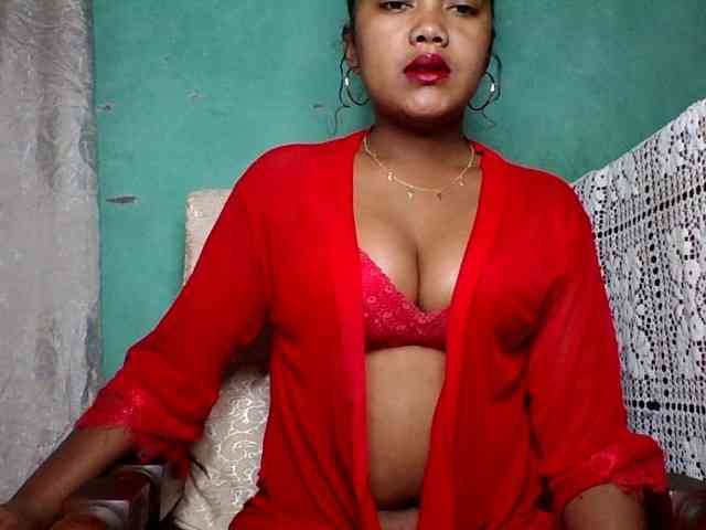 justine33 webcam