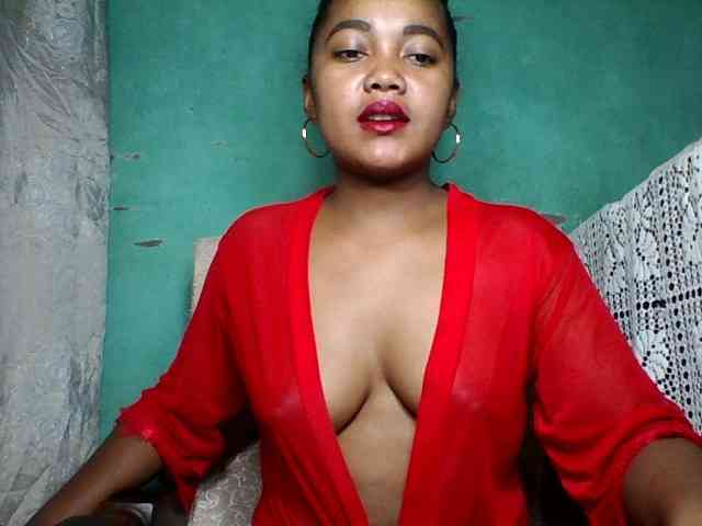 justine33 webcam