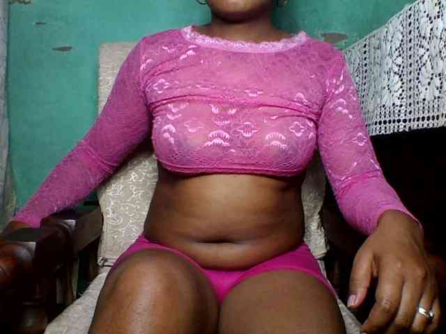 justine33 webcam