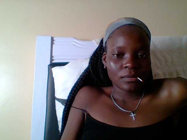 Explore sweet slut Sweet-yummy-gurl sweet-yummy-gurl from BongaCams