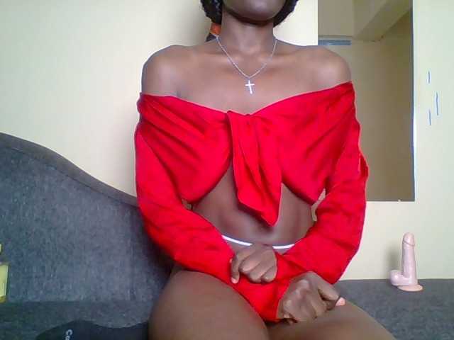 sweet-yummy-gurl from BongaCams