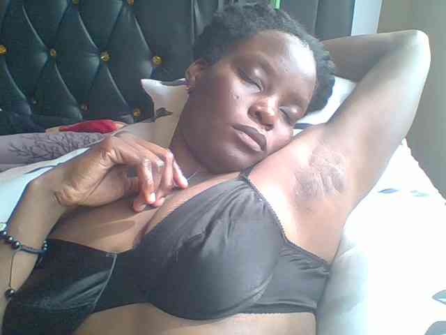 sweet-yummy-gurl webcam