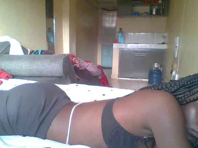 sweet-yummy-gurl webcam