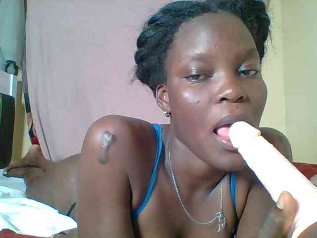 sweet-yummy-gurl webcam