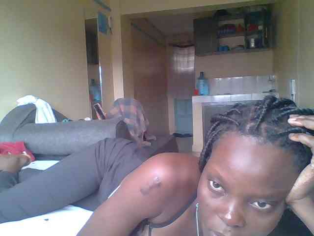 sweet-yummy-gurl webcam