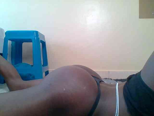 sweet-yummy-gurl webcam