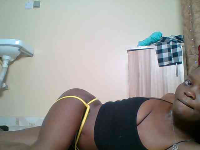 sweet-yummy-gurl webcam