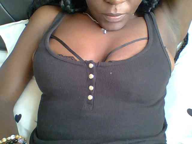 sweet-yummy-gurl webcam