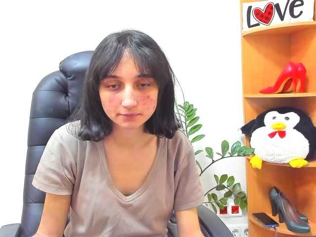 Linusha webcam bongacams model stream image