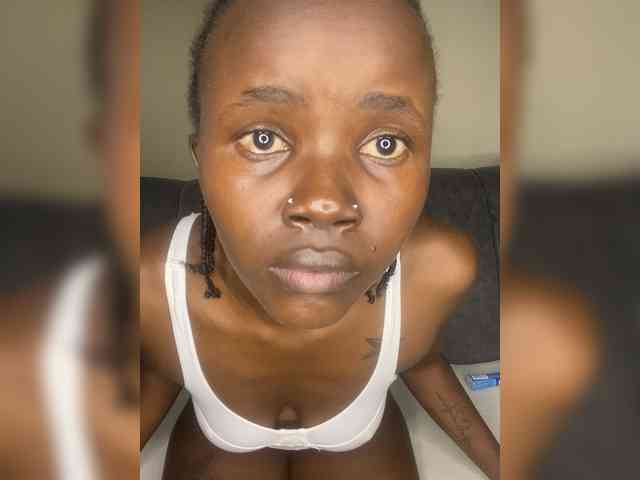 Ebonymistress webcam