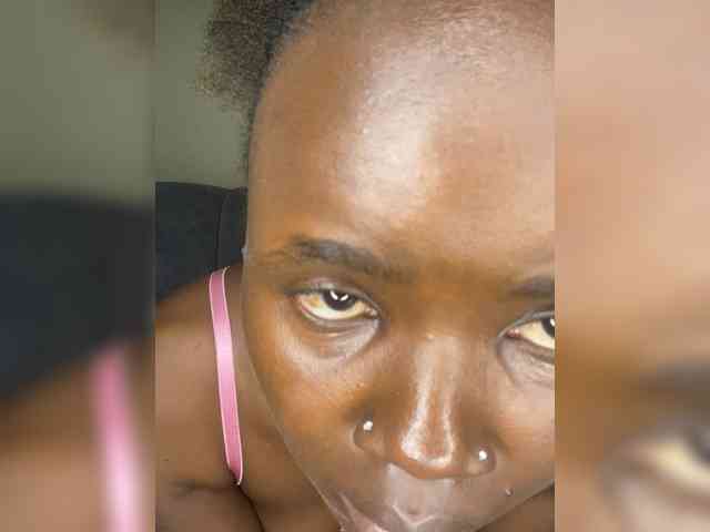 Ebonymistress webcam