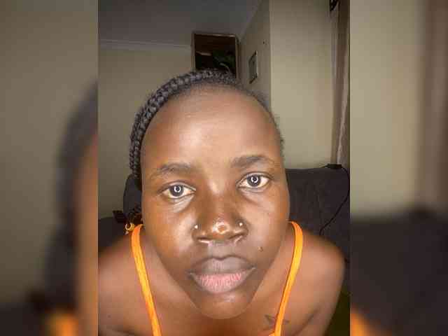 Ebonymistress webcam