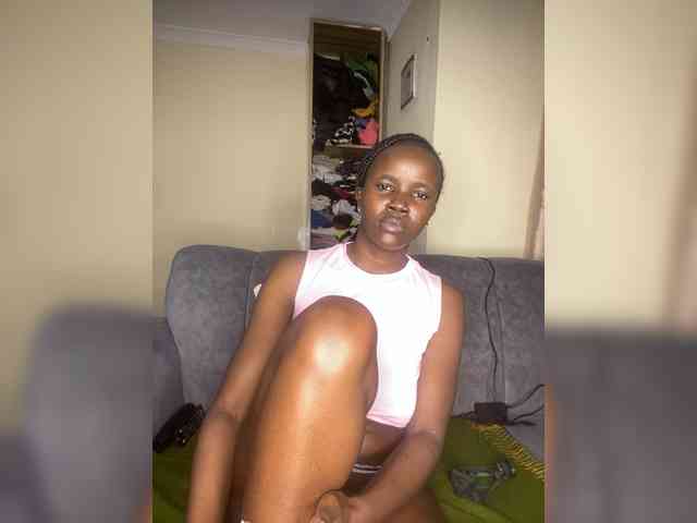 Ebonymistress webcam